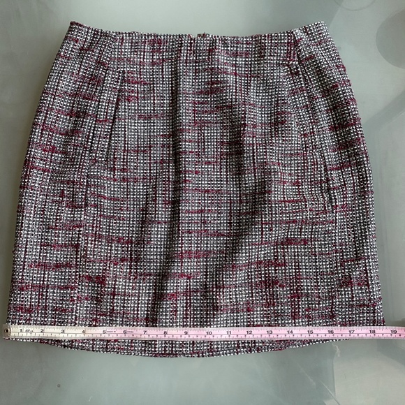 Banana Republic - Tweed Petite Mini Skirt Red Deep Garnet Burgundy - Size 2P - Picture 4 of 9